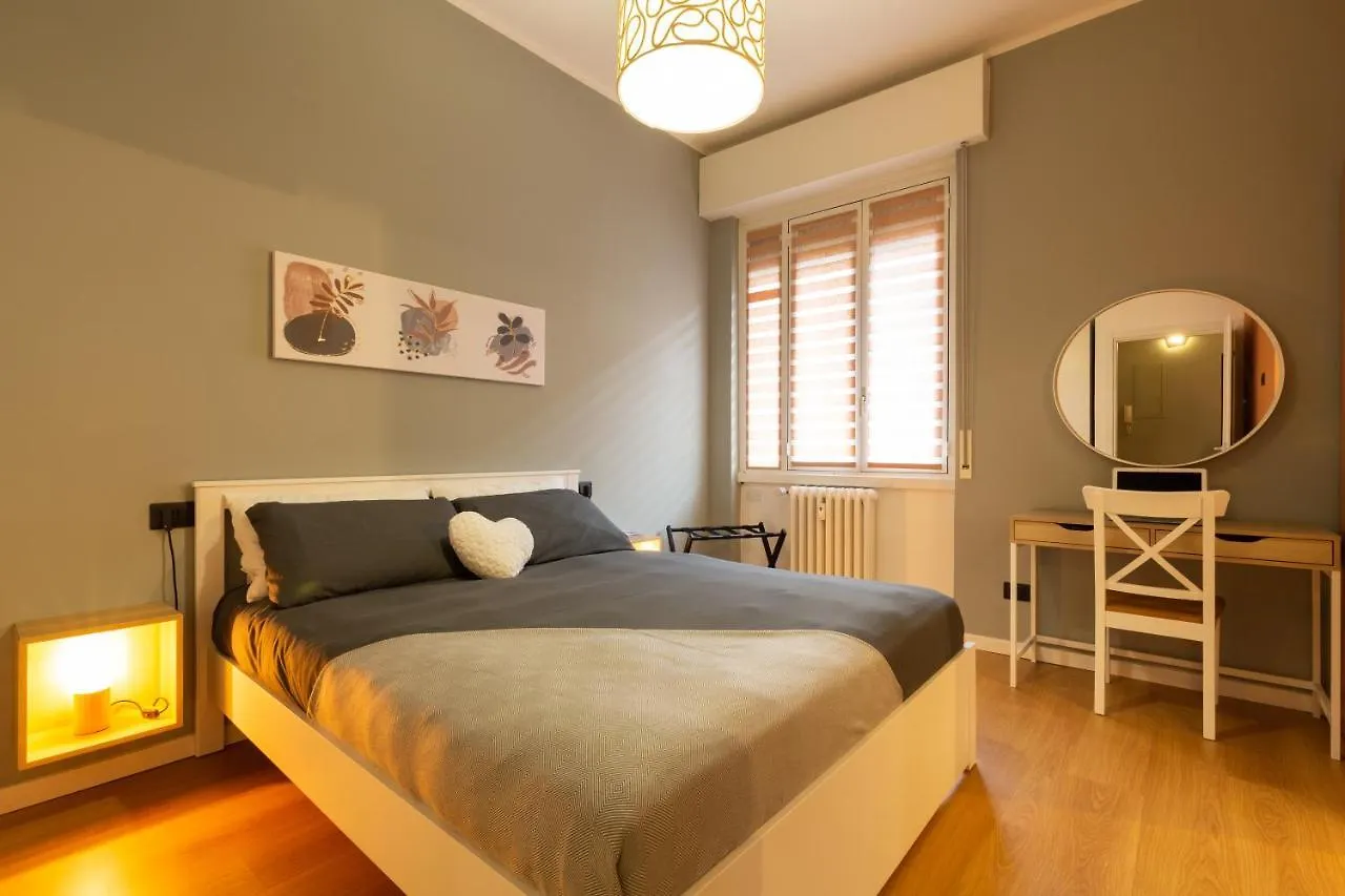Apartament Isola Bella Mediolan 0*,  Włochy