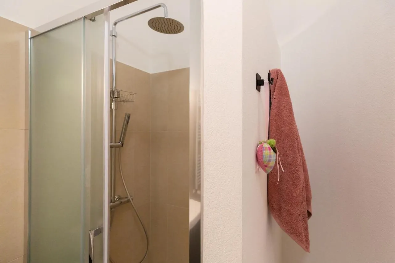 Apartament Isola Bella Mediolan