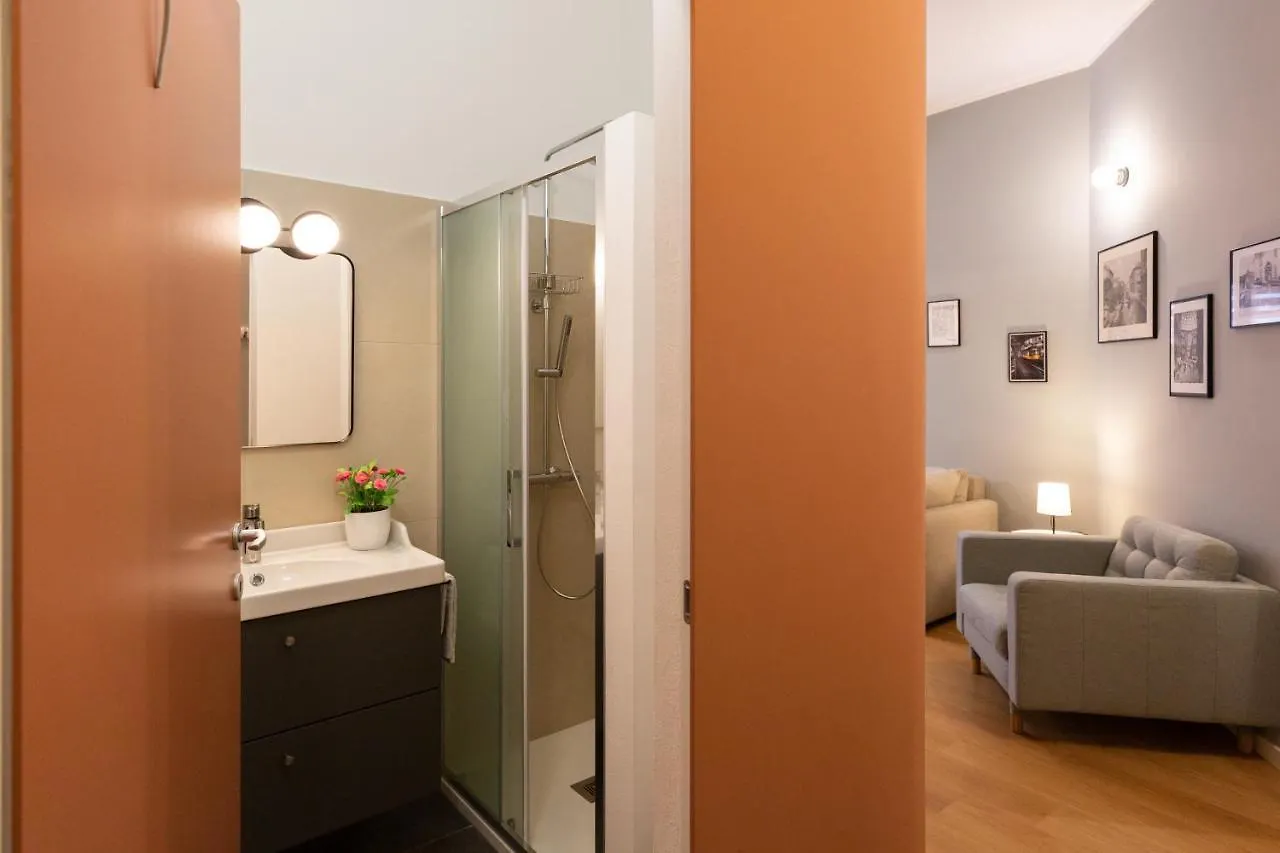 Apartament Isola Bella Mediolan 0*,